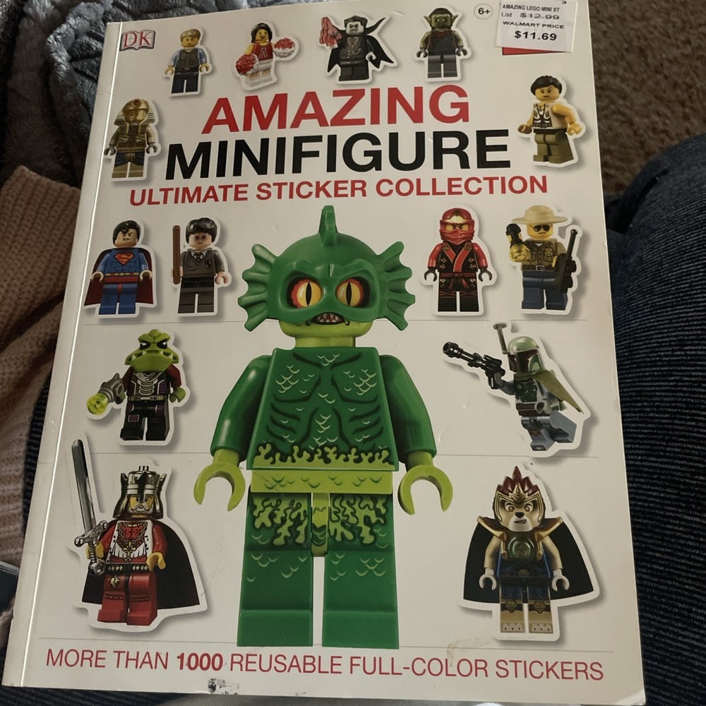 Ultimate Sticker Collection: Amazing LEGO® Minifigure: More Than 1,000 Reusable